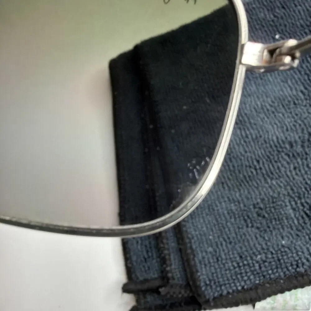 VTG Maui Jim Wiki Wiki Gray Lens MJ-246-17 Silver Titanium Aviator Sunglasses